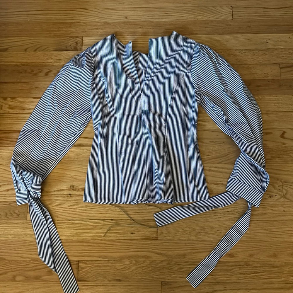 Romeo Juliet Couture Medium Top!